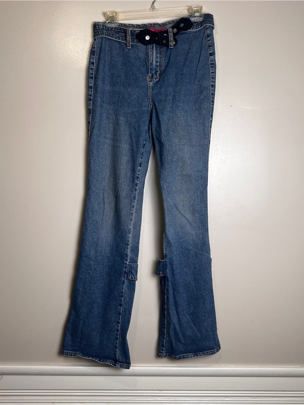Thalia Sodi Women's Y2K Flared Festival Jeans w/Belt Size 8, EUC